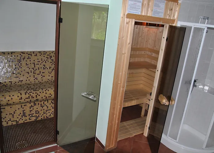 Family Shoky Chepelare